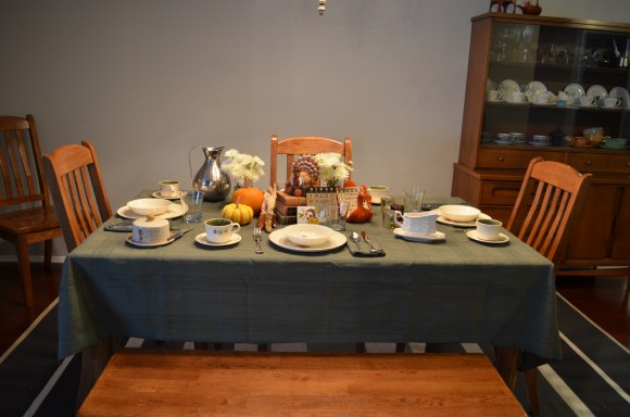 vintage thanksgiving table