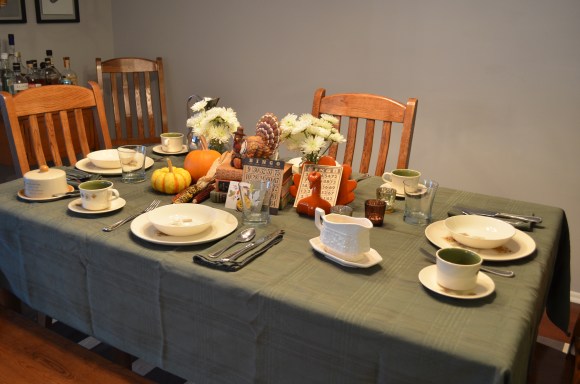 vintage thanksgiving table