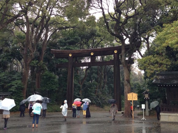 meiji shrine entrance