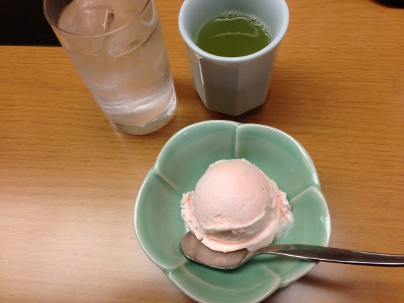 sakura ice cream