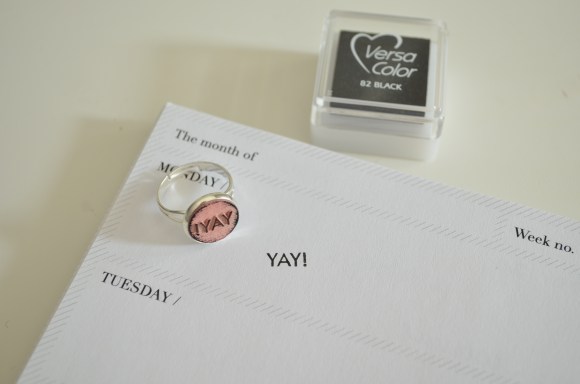plastique, paper trail ring stamp set