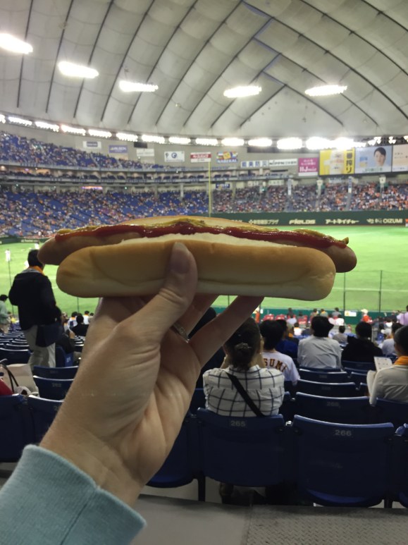 Yomiuri Giants Game, hot dog