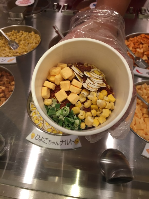 Cup Noodle Museum, making our own cup noodle