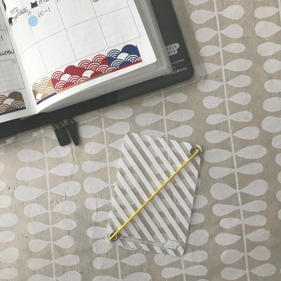 Hobonichi, Hobonichi Techo, Japanese calendar, cover on cover, page keeper